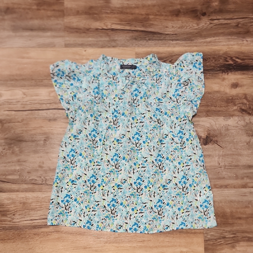Vineyard Vines 100% Silk Floral Top - Picture 2 of 8